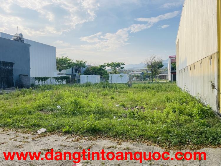 Đất MT Nguyễn Tất Thành 105m2 ngang 5m gần biển Nam Ô giá 6.95 tỷ