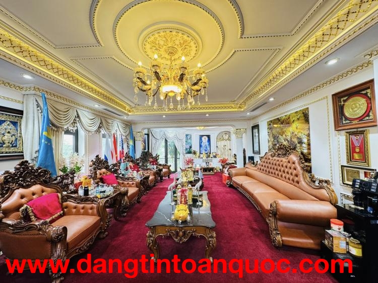 ????Hàng khủng Mặt phố Chùa Láng 135m 9T, Kinh doanh đỉnh cao, 110 tỷ????