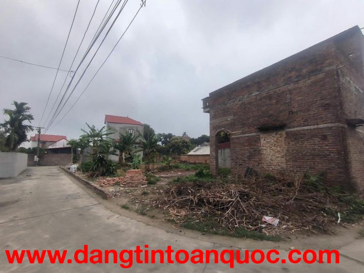 ĐẤT ĐẸP - ĐẦU TƯ SINH LỜI - Chính Chủ Cần Bán GẤP 2 Lô Đất Tiềm Năng Tại Bắc Giang