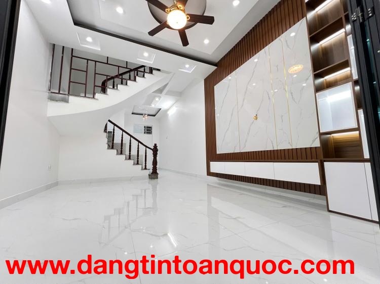 BÁN NHÀ 3 TẦNG ĐẸP NGÕ 44 LÊ LAI, GẦN CÔNG VIÊN MÁY TƠ, TRUNG TÂM NGÔ QUYỀN – HẢI PHÒNG