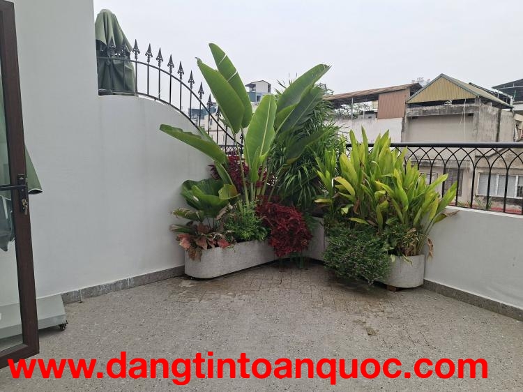 BÁN NHÀ TRẦN DUY HƯNG – Ô TÔ QUA CỬA – THANG MÁY ???????? Gần KS Chamvit – vị trí đẹp, trung tâm, ki