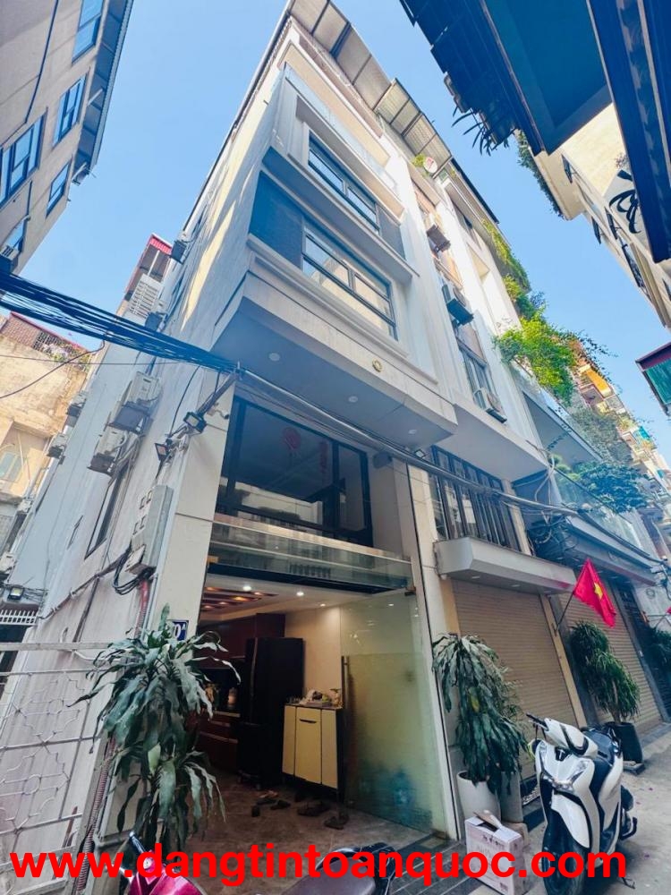 Bán nhà 6 tầng phố Tôn Đức Thắng, Đống Đa, ô tô vào nhà, dân xây, 40m, nhình 16 tỷ