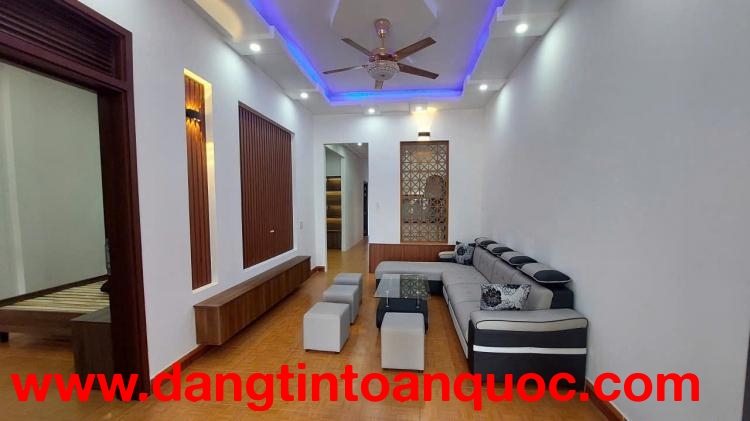 CHÍNH CHỦ BÁN NHÀ ĐẸP - GIÁ ĐẦU TƯ HẺM ĐẦU ĐƯỜNG NGUYỄN TUÂN Phường TÂN THÀNH CŨ