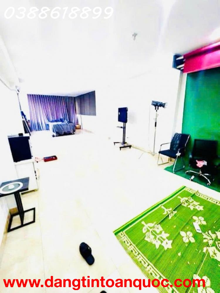 MẶT PHỐ NGUYỄN KHANG - 90Mx 8T THANG MÁY, MT 4,5M - KINH DOANH - VĂN PHÒNG - VỈA HÈ ĐÁ BÓNG