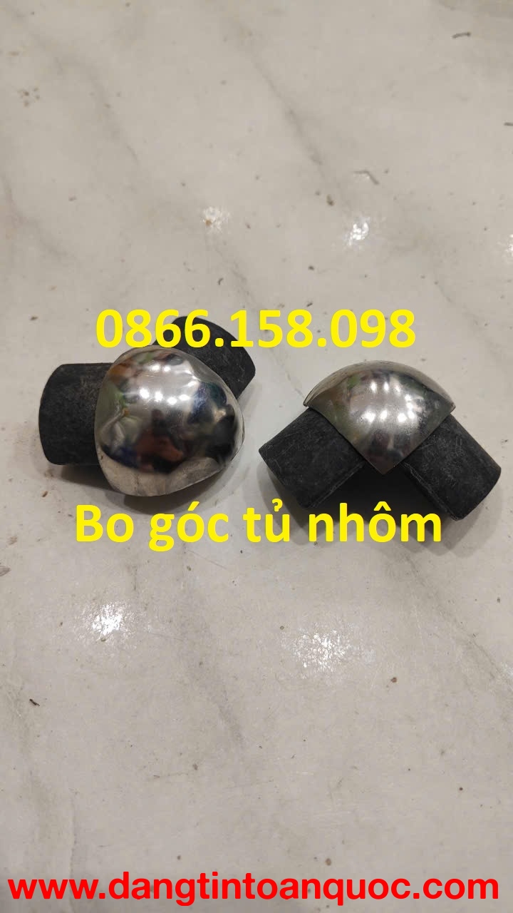 Ke góc 2 chân nhôm kính chất lượng nhập hàng giá tận gốc