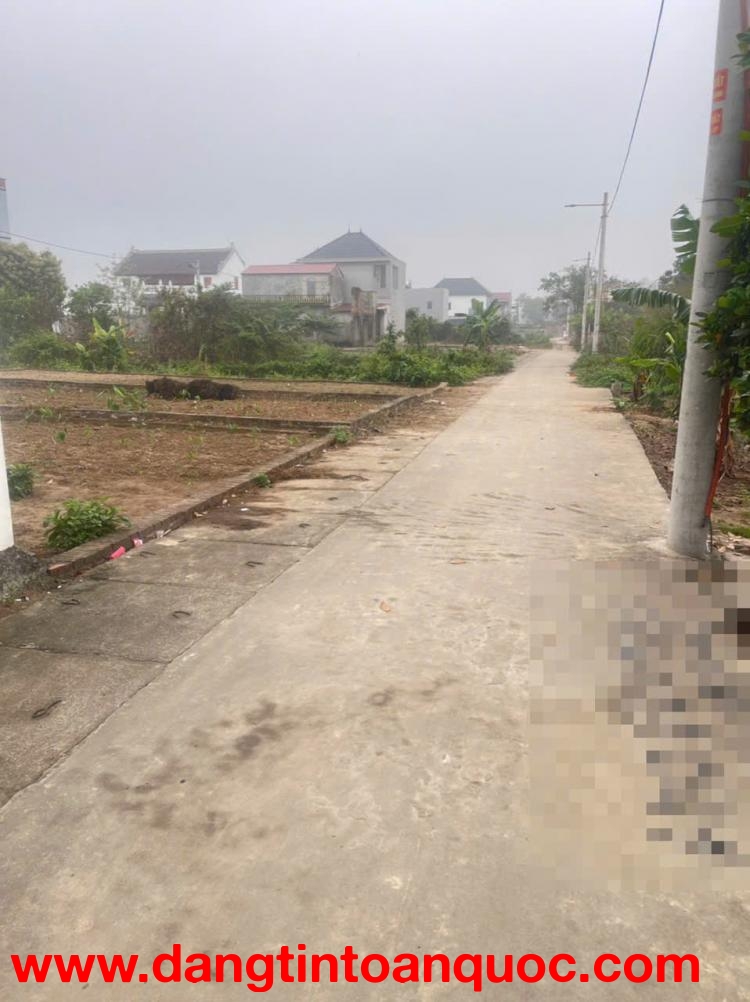 Bán gấp 50m đất tổ 10, Quang Minh. Đường thông, oto đỗ. Gần khu công nghiệp