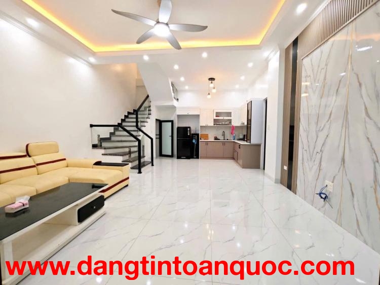 ???? Nhà đẹp 3 tầng phố Lực Hành - 42m 3 tầng - gần Chợ Đằng Lâm