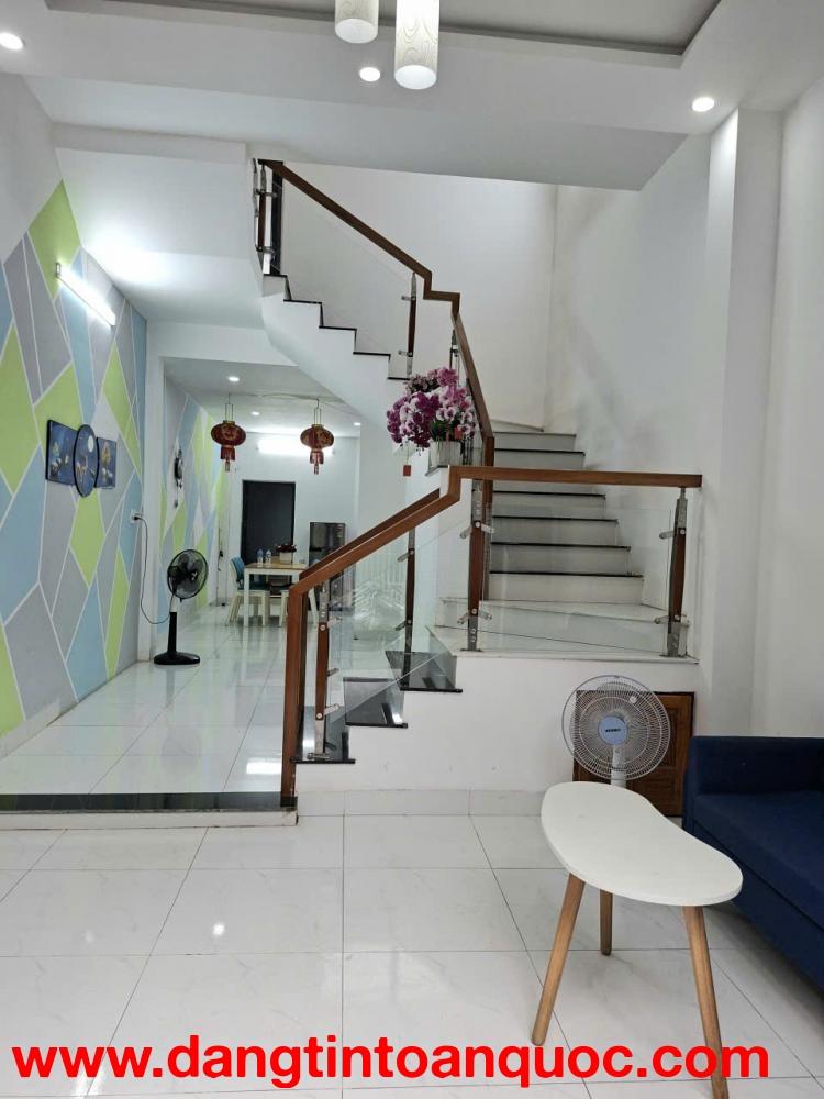 ► Nhà Kiệt 3m gần MT Trần Cao Vân,  Ô tô đậu 25m, DT 51m2, 2 mê đúc, 3.9x tỷ