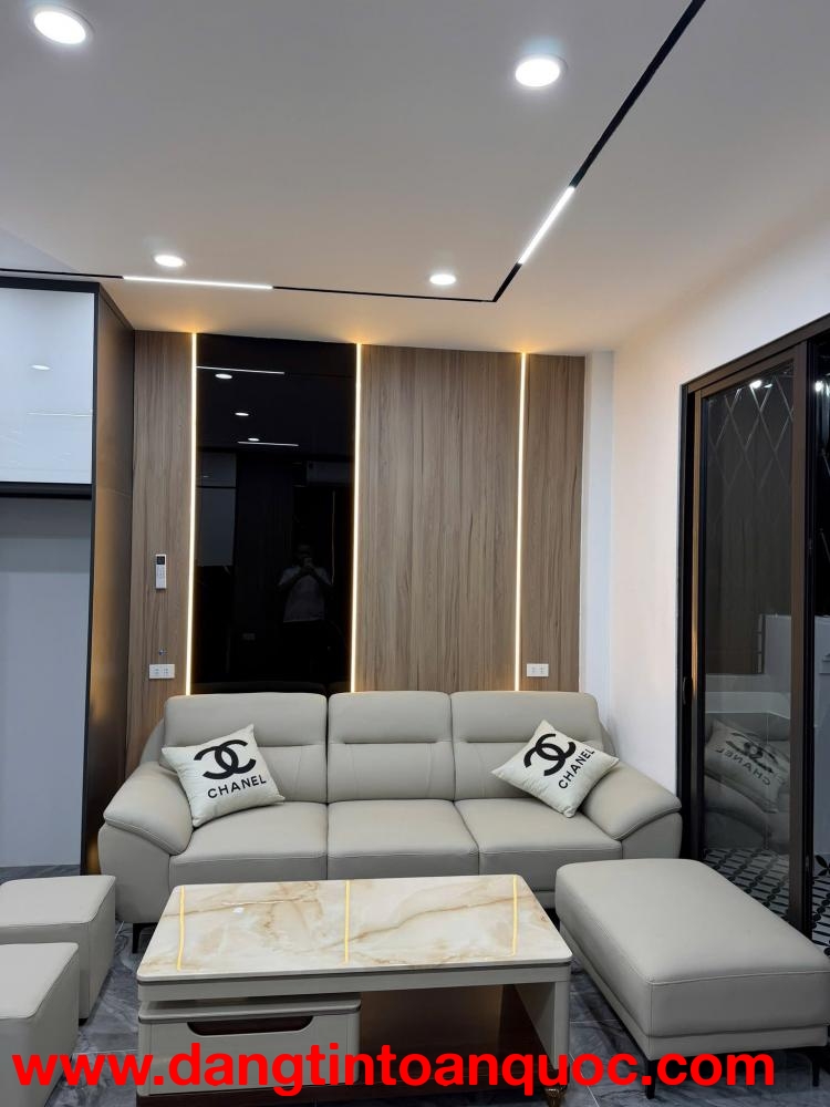 BÁN NHÀ DÒNG TỀN PHỐ XUÂN LA 70M 5T CHỈ 13 TỶ NGÕ RỘNG NHÀ MỚI KHU PHỐ VĂN MINH,TIỆN ÍCH NGẬP TRÀN