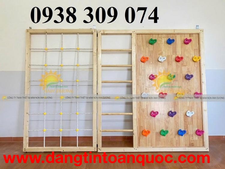 Vách leo núi trẻ em và thang leo vận động gỗ cho bé mầm non