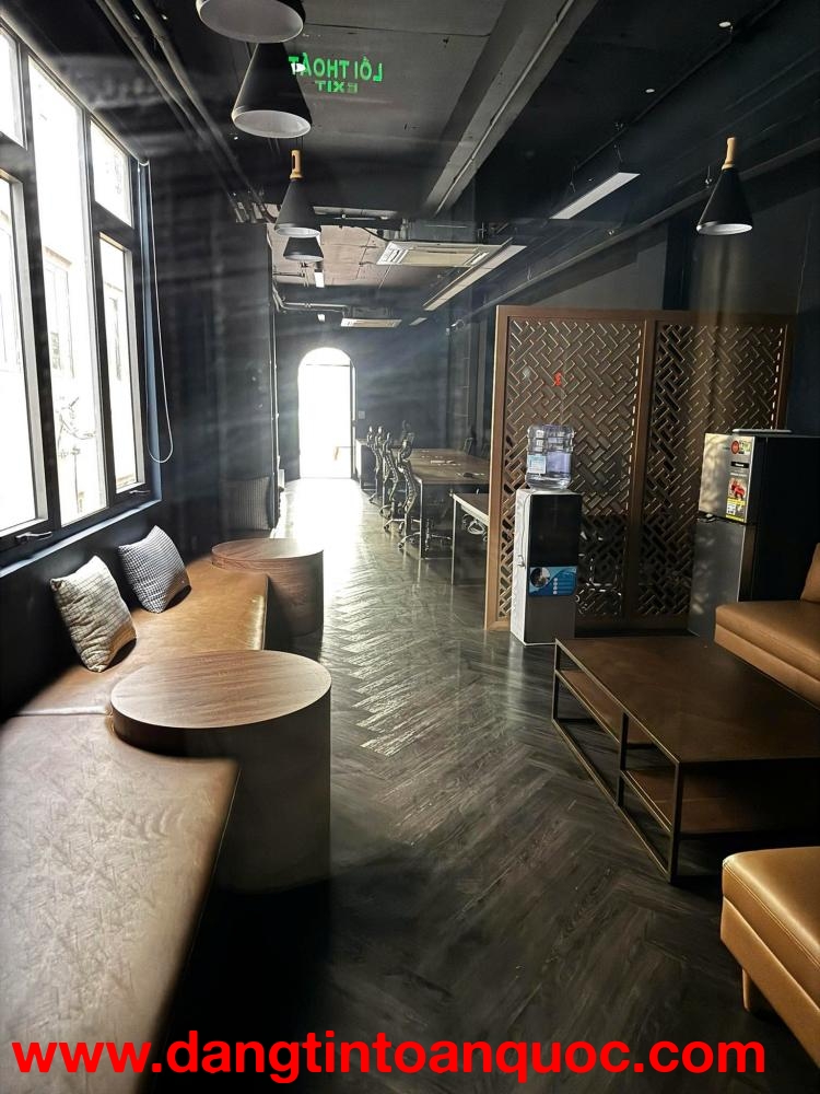 Giảm 500tr! Bán nhà mặt phố Khâm Thiên, 110m2, 7 tầng thang máy, 55.5 tỷ, dòng tiền 1.2 tỷ/năm