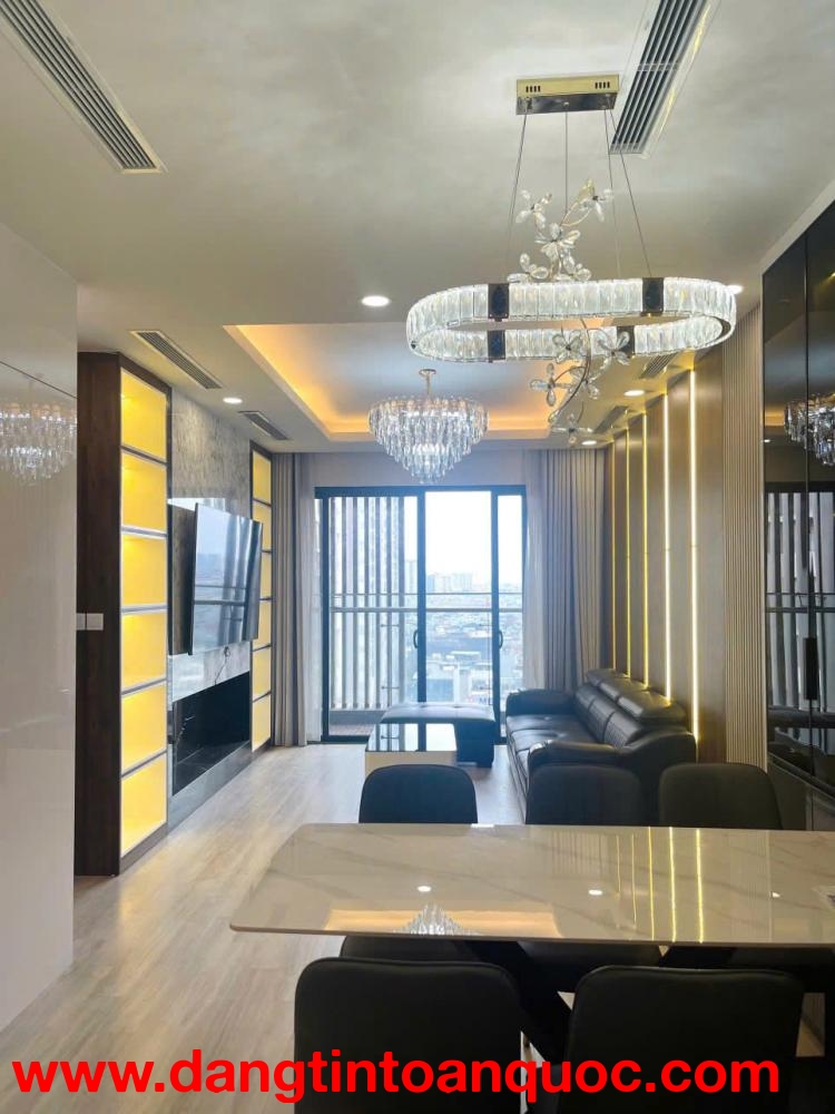 CĂN HỘ 3PN SIÊU ĐẸP – CHỈ XÁCH VALI VÀO Ở TẠI DIAMOND BRG 25 LÊ VĂN LƯƠNG, HÀ NỘI
