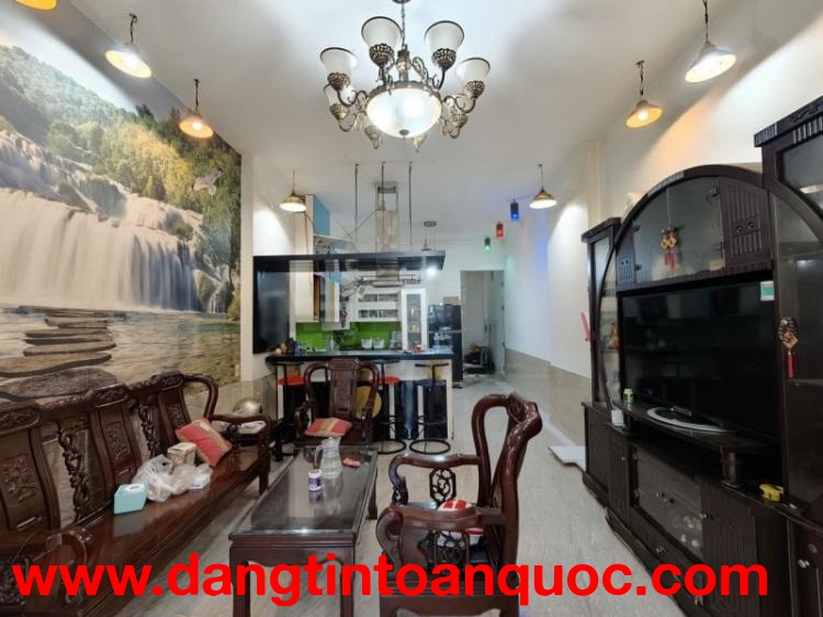 Bán nhà đường  Trương Văn Thành, Phường Hiệp Phú,  Q9, Thủ Đức, TP HCM. DT 80m2. Giá  6.85  tỷ.