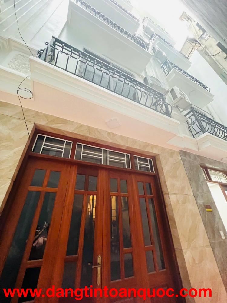 Cho thuê nhà ngõ Mỹ Đình 33 m2*5 tầng-Giá 13 triệu
