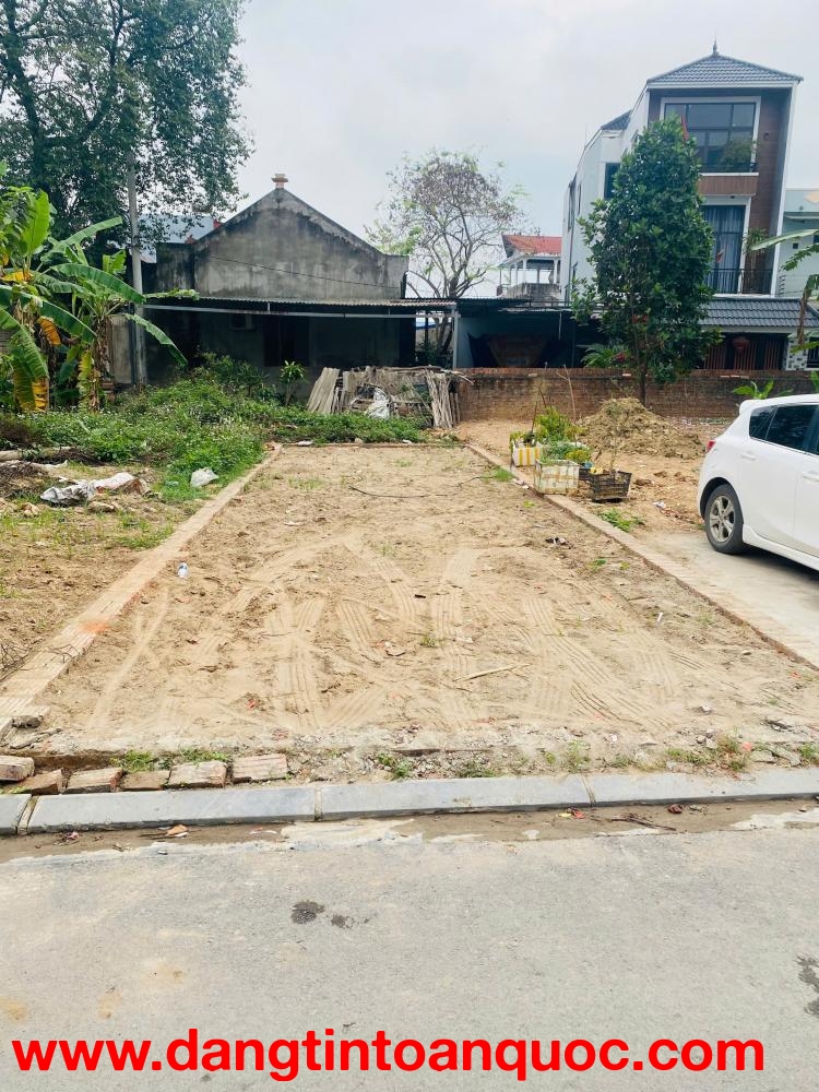 Bán đất Mai Lâm Đông Anh- Vỉa Hè- Kinh doanh- hàng xóm Vin Cổ Loa- oto tránh-70m nhỉnh 8 tỷ(TL)