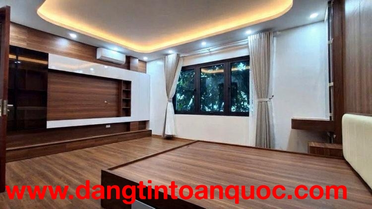 phan kê bính 40m x5 tầng 17,8 tỷ nhà mới,cách phố chỉ 15m,ô tô đỗ cổng