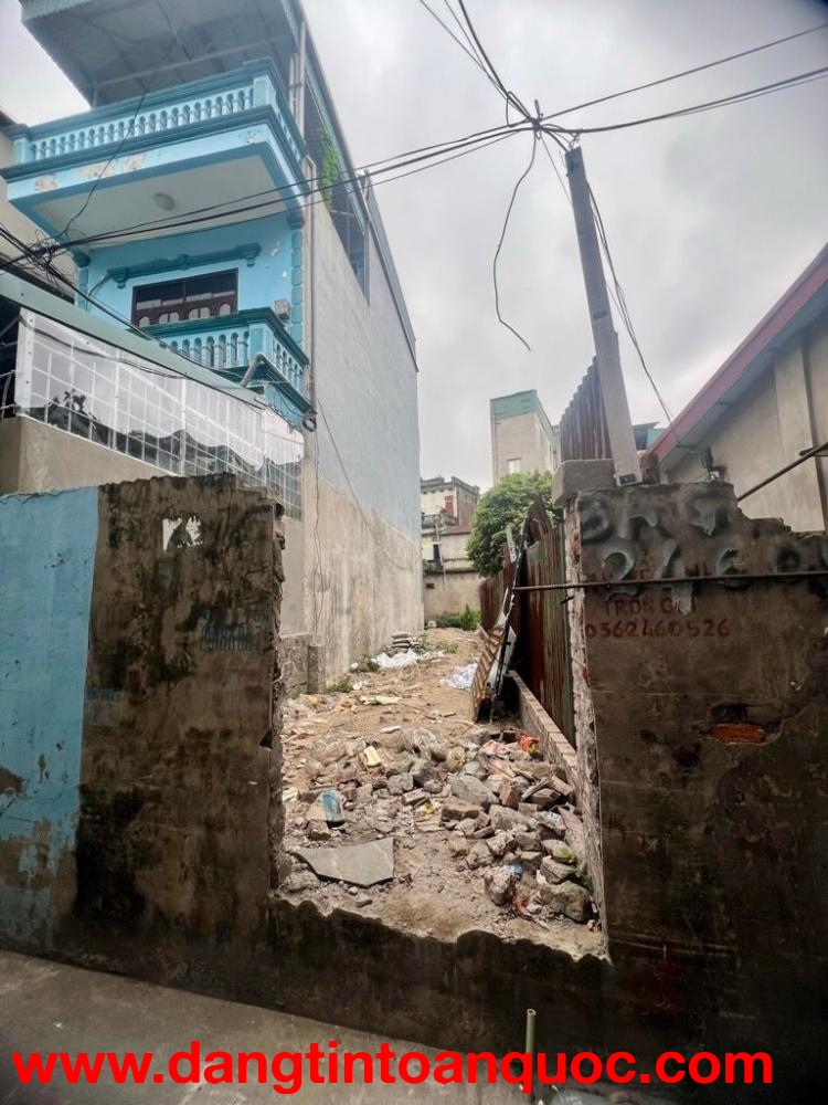 bán đất ngõ 30 ngọc thuỵ 70m ngõ thông, oto chỉ 8 tỷ còn tl..