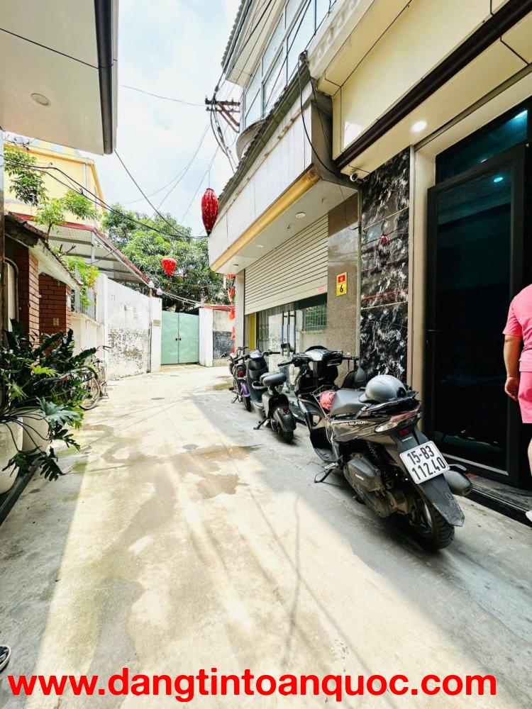 ????????Bán nhà Ngõ 263 Lạch Tray - 43m 3 tầng - Ô.tô đỗ cửa - gần Đại Học Hàng Hải