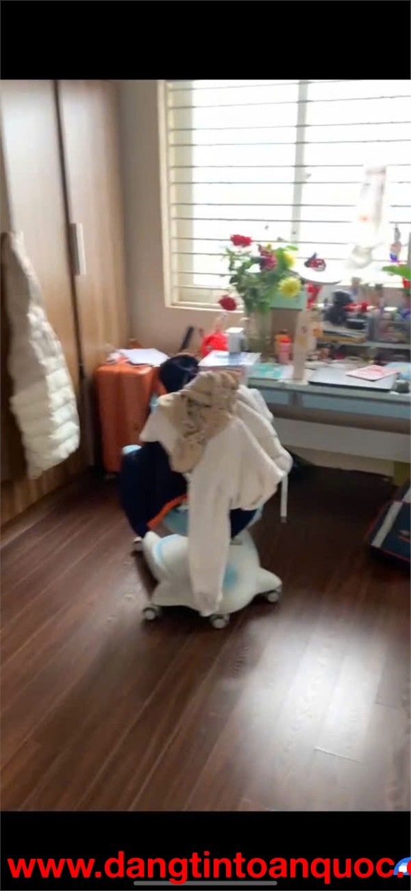 CĂN HỘ TIỆN ÍCH- GIÁ TỐT Chính chủ  bán căn hộ chung cư nhà CT5 Văn Khê, tầng cao trên 15, Hà Đông