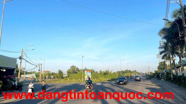 CẦN BÁN 202M2 ĐẤT THỔ CƯ 2 MẶT TIỀN THẾ LỮ