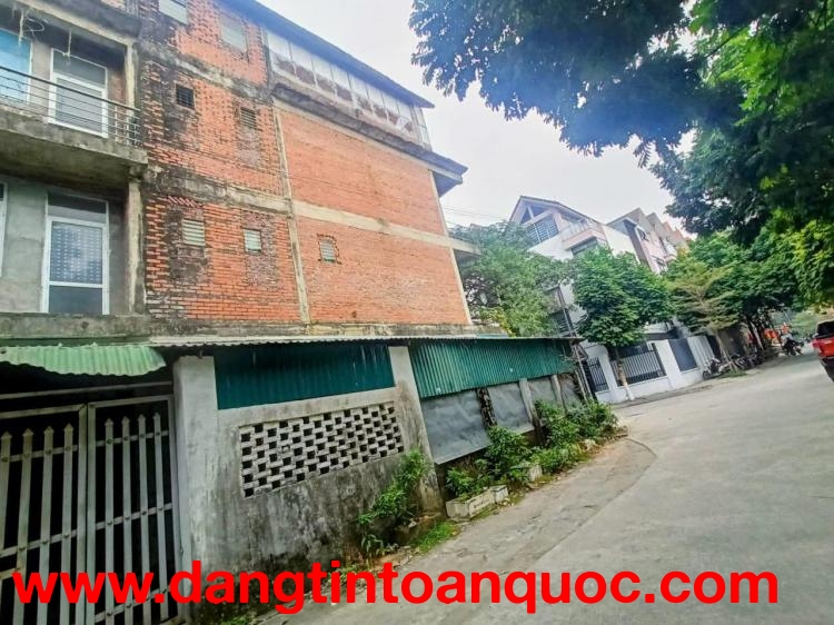 Chính chủ cần bán căn biệt thự liền kề Lô góc thoáng Khoang Phùng, đường nội khu rộng, vỉa hè thoáng