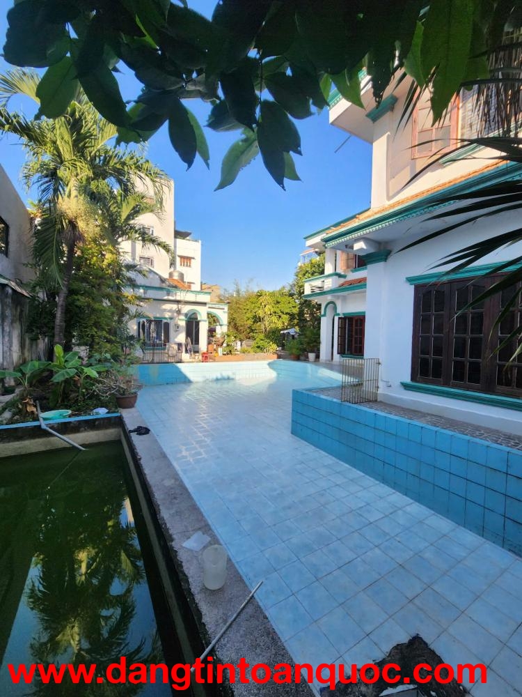 SIÊU BIỆT THỰ + QUỸ ĐẤT 1.090M² – GIẢM SỐC GẦN 30 TỶ – NGAY NGUYỄN VĂN QUÁ