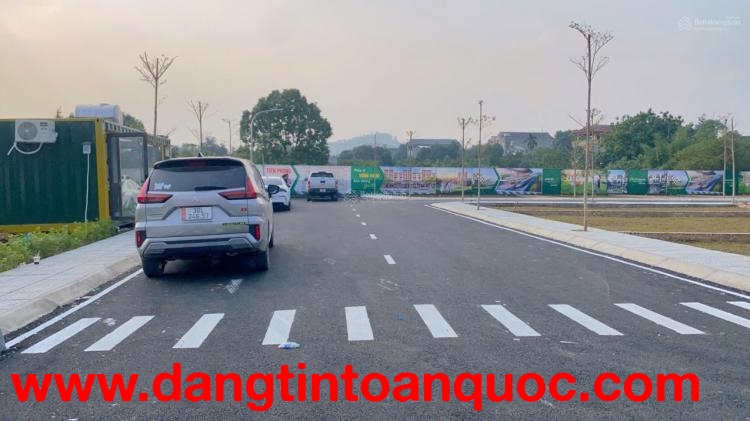 Bán đất nền Hoà Lạc - ĐH quốc gia 100m2 full thổ cư, mặt tiền 8m, đường trước 20m, giá 2,5 tỷ