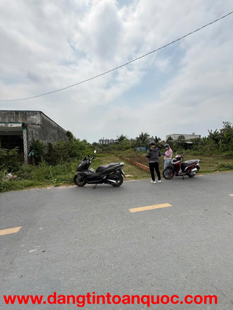 BÁN SIÊU PHẨM ĐẤT MẶT TIỀN ĐƯỜNG NHỰA ĐẸP * Diện tích : 5x34