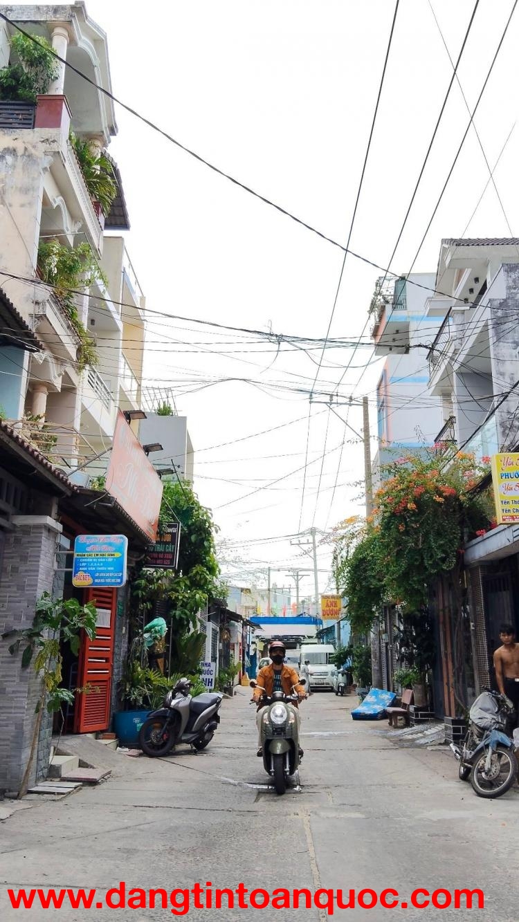 NHÀ ĐẸP ĐƯỜNG GÒ XOÀI, HẺM XE HƠI TRÁNH, 56M2, HƠN 5 TỶ TL