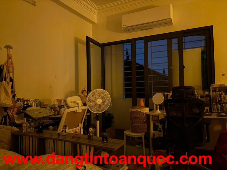 CHÍNH CHỦ MÌNH CẦN PASS PHÒNG 50M2 - NGÕ Ô TÔ - GẦN VINHOMES GARDENIA