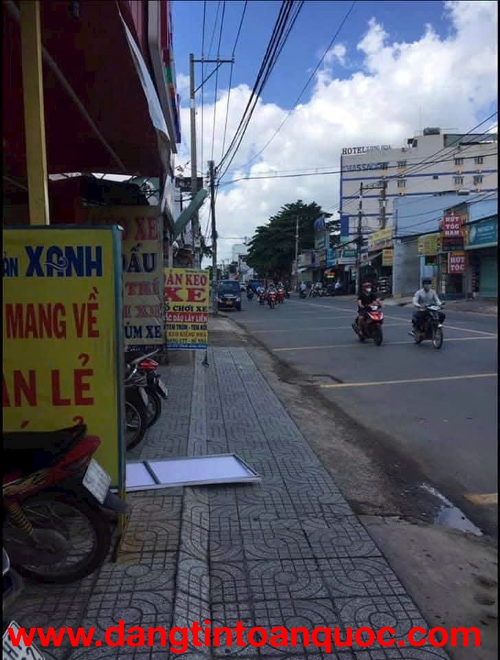 GIẢM SỐC 2 TỶ – NHÀ (5x30) MẶT TIỀN LÊ VĂN KHƯƠNG – CHỈ 10.xxx TỶ