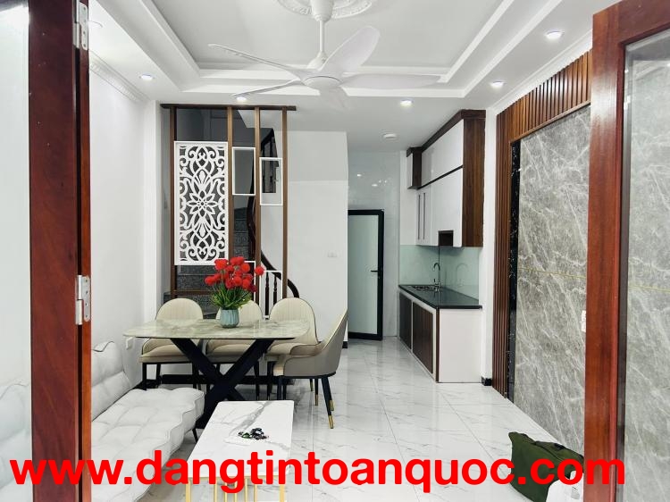 ???? BÁN NHÀ PHÚC LỢI 5 TẦNG  –3 BƯỚC ĐẾN TRƯỜNG - HÀNG XÓM VIN CHỈ - 7.1 TỶ