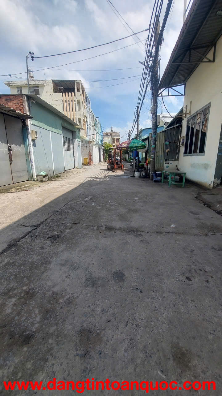 XƯỞNG (16x22.4) 1/ LÊ QUANG ĐẠO – GẦN QL22 – GIÁ CHỈ 14 TỶ