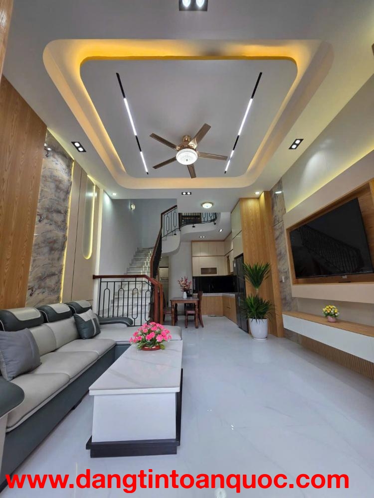 NHÀ ĐẸP- GIÁ TỐT CHÍNH CHỦ CẦN BÁN NHANH Nhà xây mới 100% phường Hòa Khánh, tp Đà Nẵng