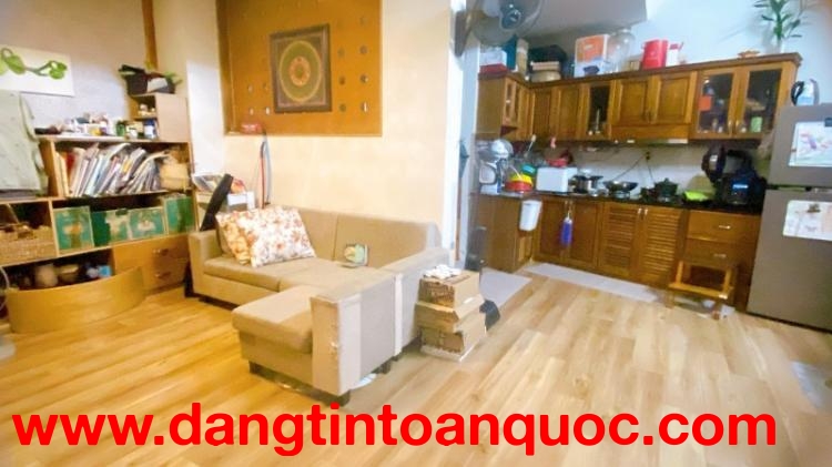 Bán nhà đường số 11,  Cát Lái, Q2, Thủ Đức, TP HCM. DT  62m2, 3 tầng, 3PN. Giá 7.35  tỷ, SH 09331258