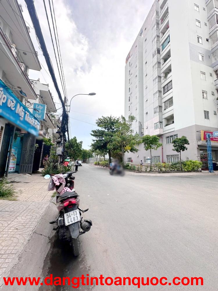 Nhà mới 6*20m đường nội bộ Tạ Quang Bửu P5Q8 xe hơi trong nhà