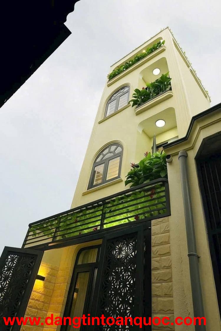 ĐẸP - 3 TẦNG - ???? TẬN CỬA - 40M2 - SẴN NỘI THẤT XỊN - SỔ VUÔNG A4 - CHỈ 5.x TỶ - KHU NÀY KHÔNG CÓ 