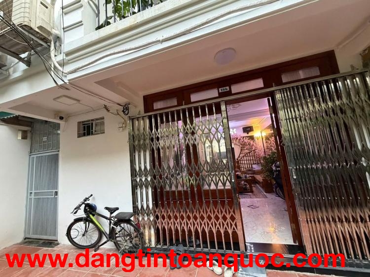 Cho thuê nhà 4 tầng Tân Mai, Hoàng Mai