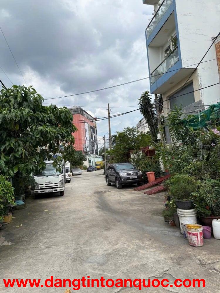 Đường 10m Nhà  Hơn 9tỷ Không Nhầm Nghe - Mà Còn Ko Ngập Nước 
Dt Gần 80m2