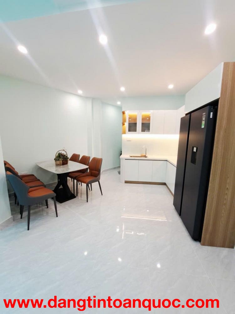 SIÊU PHẨM Q12 NGAY KCN TÂN THỚI HIỆP - 42M2 (4x10.5)_2 TẦNG ĐÚC ĐẸP - CHỈ NHỈNH 3 TỶ XÍU