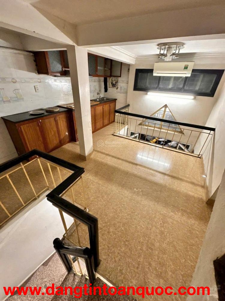 BÁN NHÀ MẶT NGÕ VĂN CHƯƠNG TÔN ĐỨC THẮNG, ĐỐNG ĐA Ô TÔ QUA NHÀ, KINH DOANH SẦM UẤT