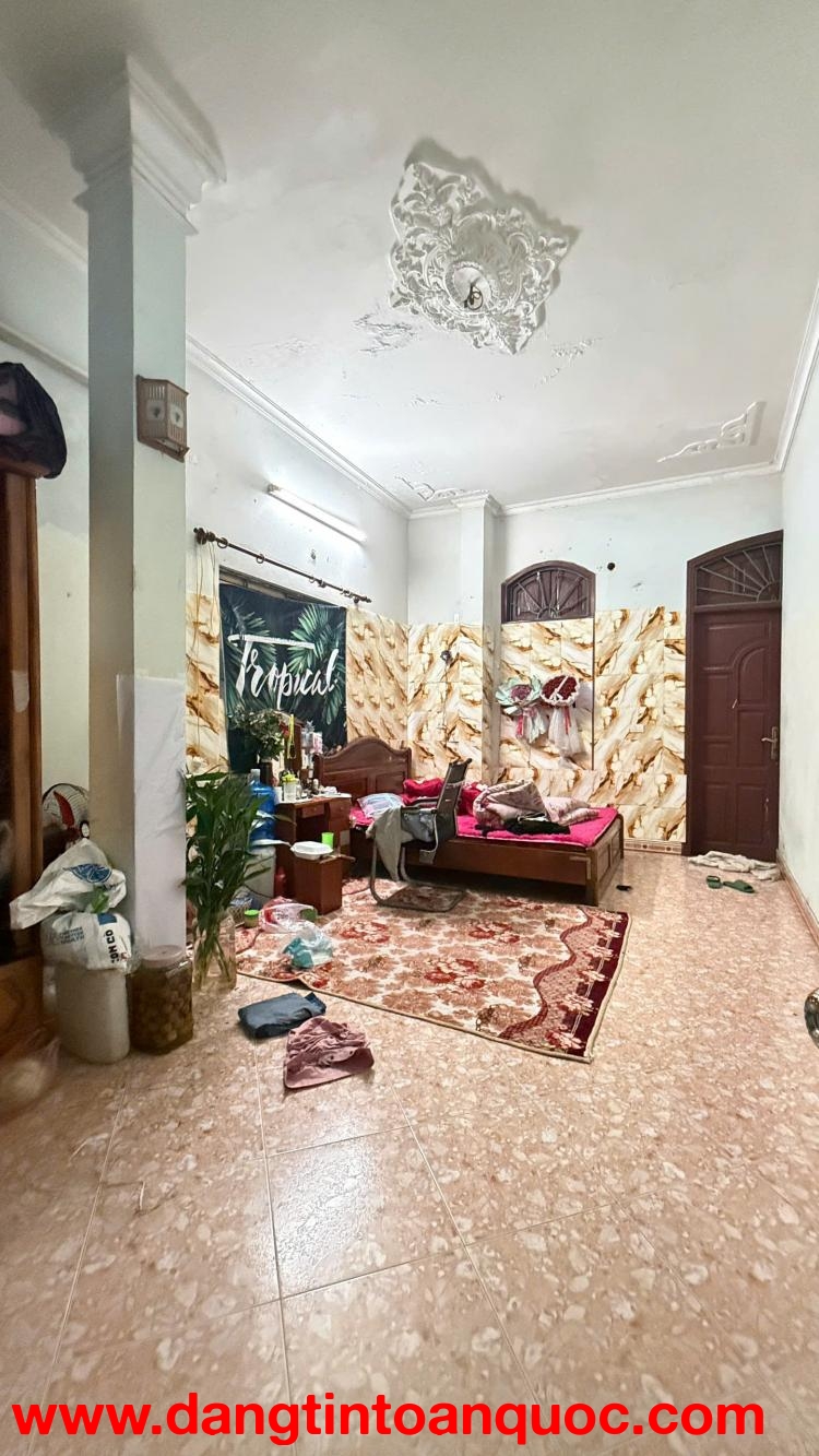 CẦN BÁN NHÀ MÁI BẰNG – VỊ TRÍ ĐẸP, 2 MẶT ĐƯỜNG Ô TÔ