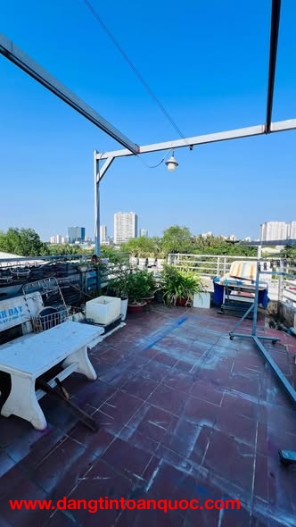 NHÀ CÁCH ĐH TÔN ĐỨC THẮNG 500m, 70m2, 3 TẦNG - Nhỉnh 4TỶ(TL)