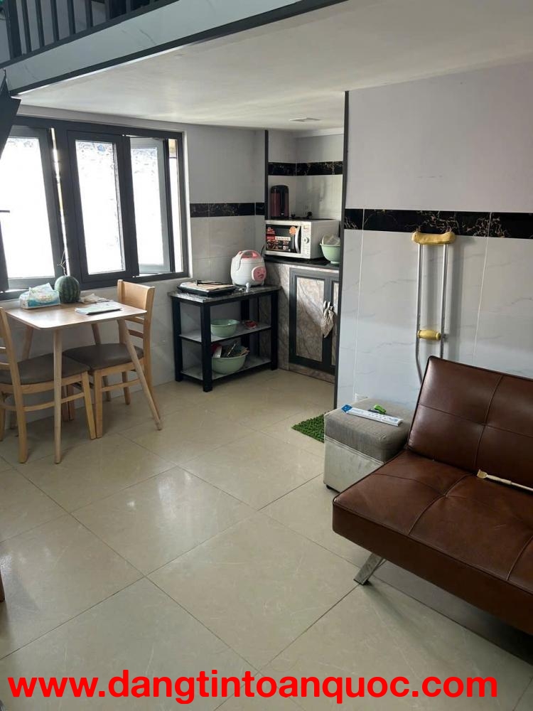 Cho thuê phòng/CHDV đầy đủ nội thất – có gác, ban công rộng – Quận 7