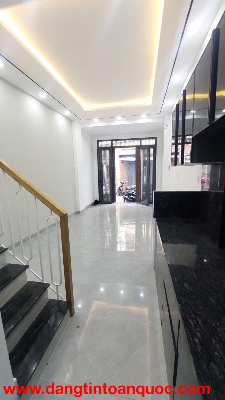 NHÀ ĐẸP HẺM XE HƠI RẠCH ÂU DƯƠNG LÂN – Q8 – 3.3/3.9M x10M – 3 TẦNG – GIÁ 6.8 TỶ