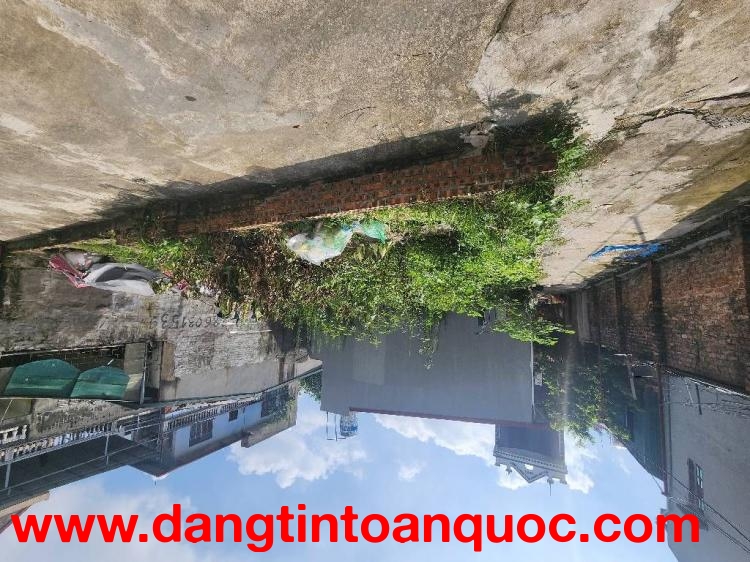 Bán lô đất thượng thanh, thanh am, lô góc oto tải vào. 40m x 5m hơn 8t còn tl