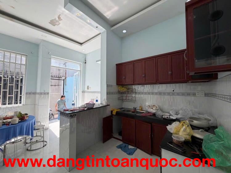 Bán nhà cấp 4 Huỳnh Thị Đồng, thị trấn Nhà Bè, 68m2, sổ hồng riêng, giá 4,45 tỷ