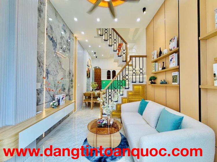 NHÀ XINH - BAY SỚM - HẺM Ô TÔ THÔNG - 3 TẦNG, 3 PN, 3 WC - TẶNG FULL NỘI THẤT XỊN - NGAY DƯƠNG QUẢNG