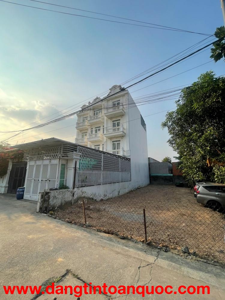 Bán đất Đông Hòa 181m2, Ngang 7,5M,SHR đường ô tô, gần BigC GO Dĩ An