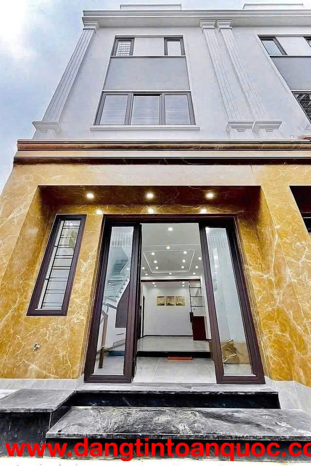 ????????Bán nhà xây mới tinh - phố Vĩnh Cát - 50m 3 tầng - hướng Đông Nam